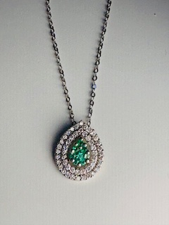 Collana Goccia Diamanti e Smeraldi Comete